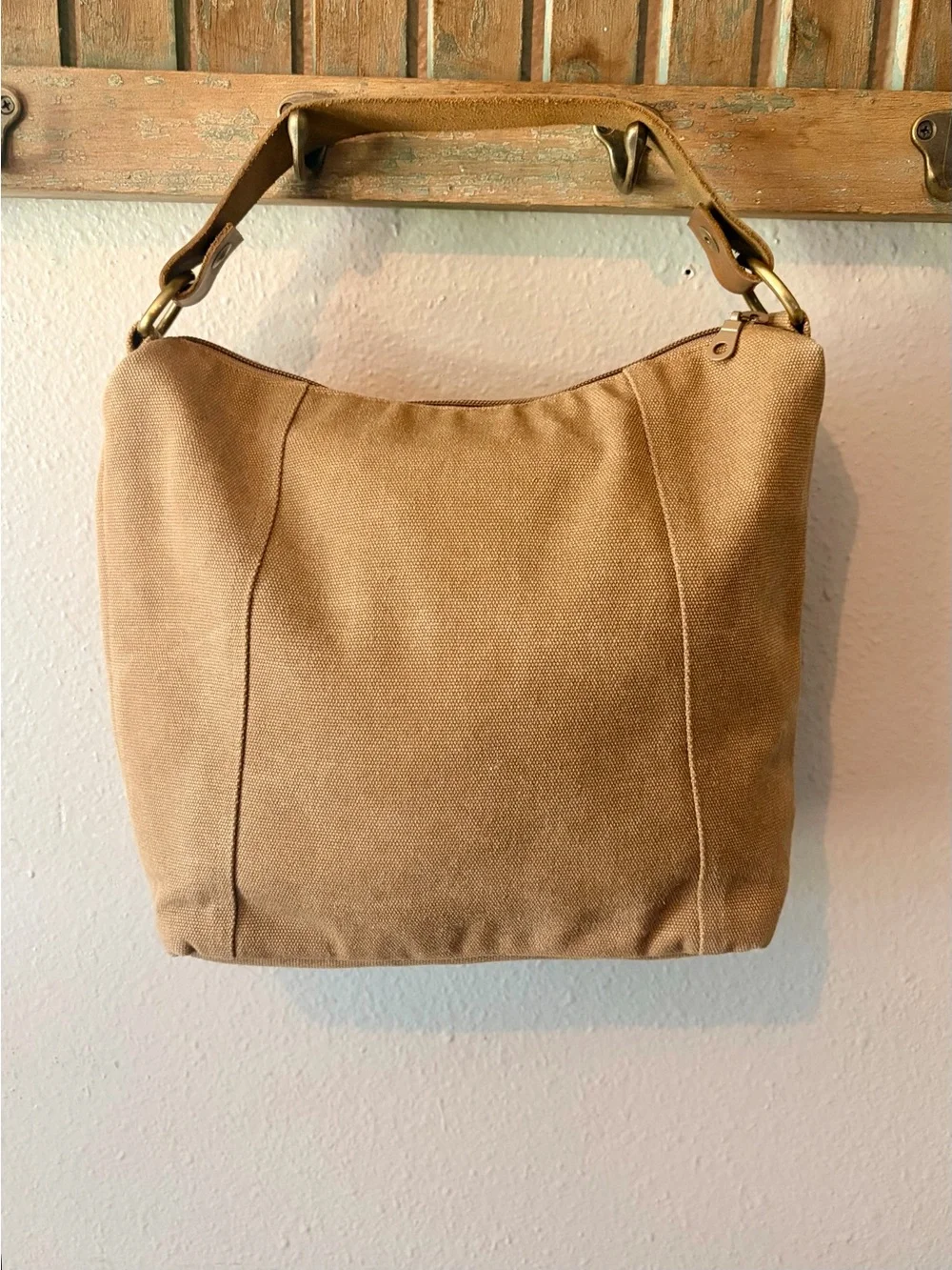 Meridian Lee Artisan Canvas Hobo Bag - Picture 2 of 16